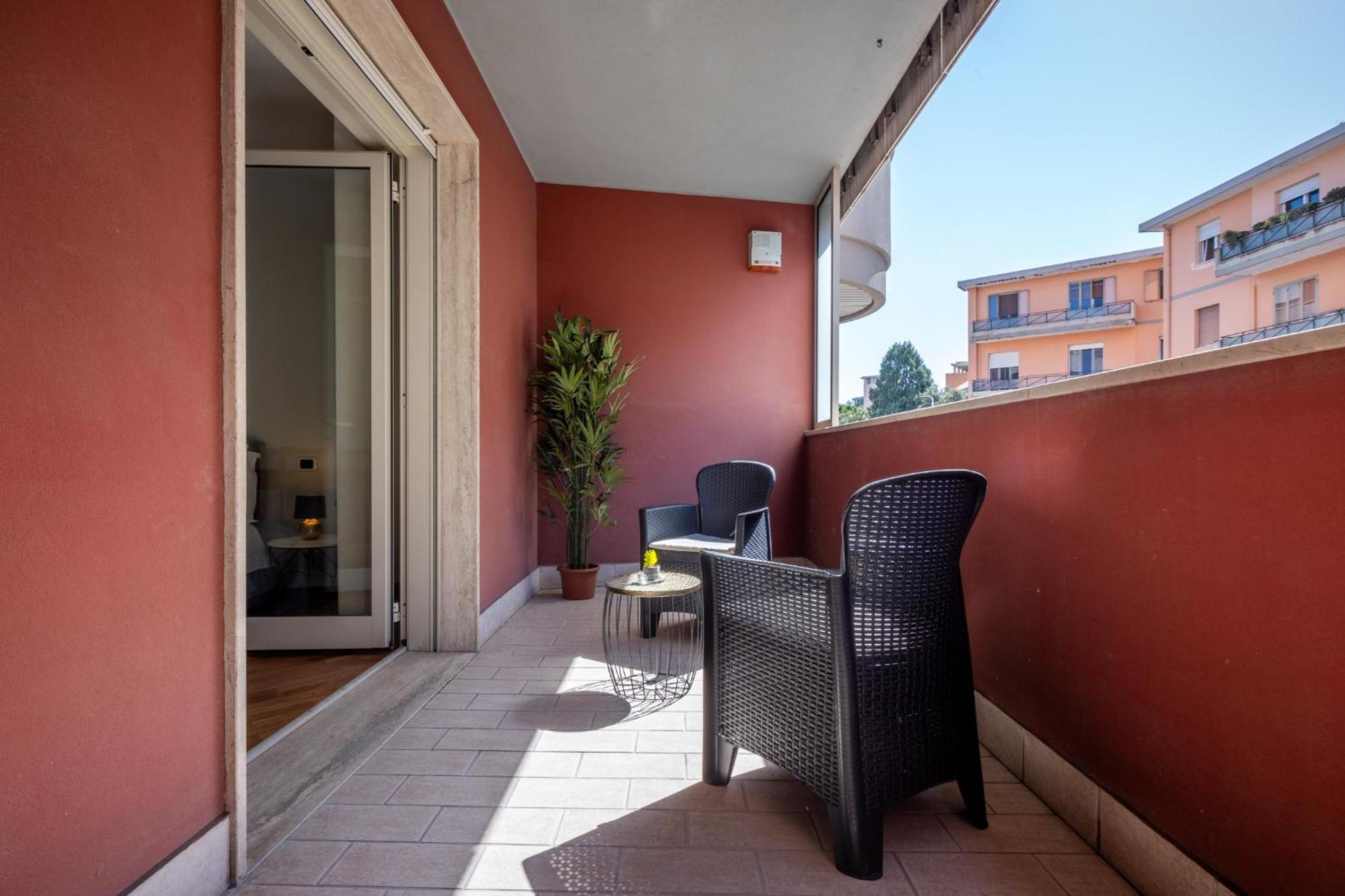 Fior Di Loto Central Cagliari Exterior foto